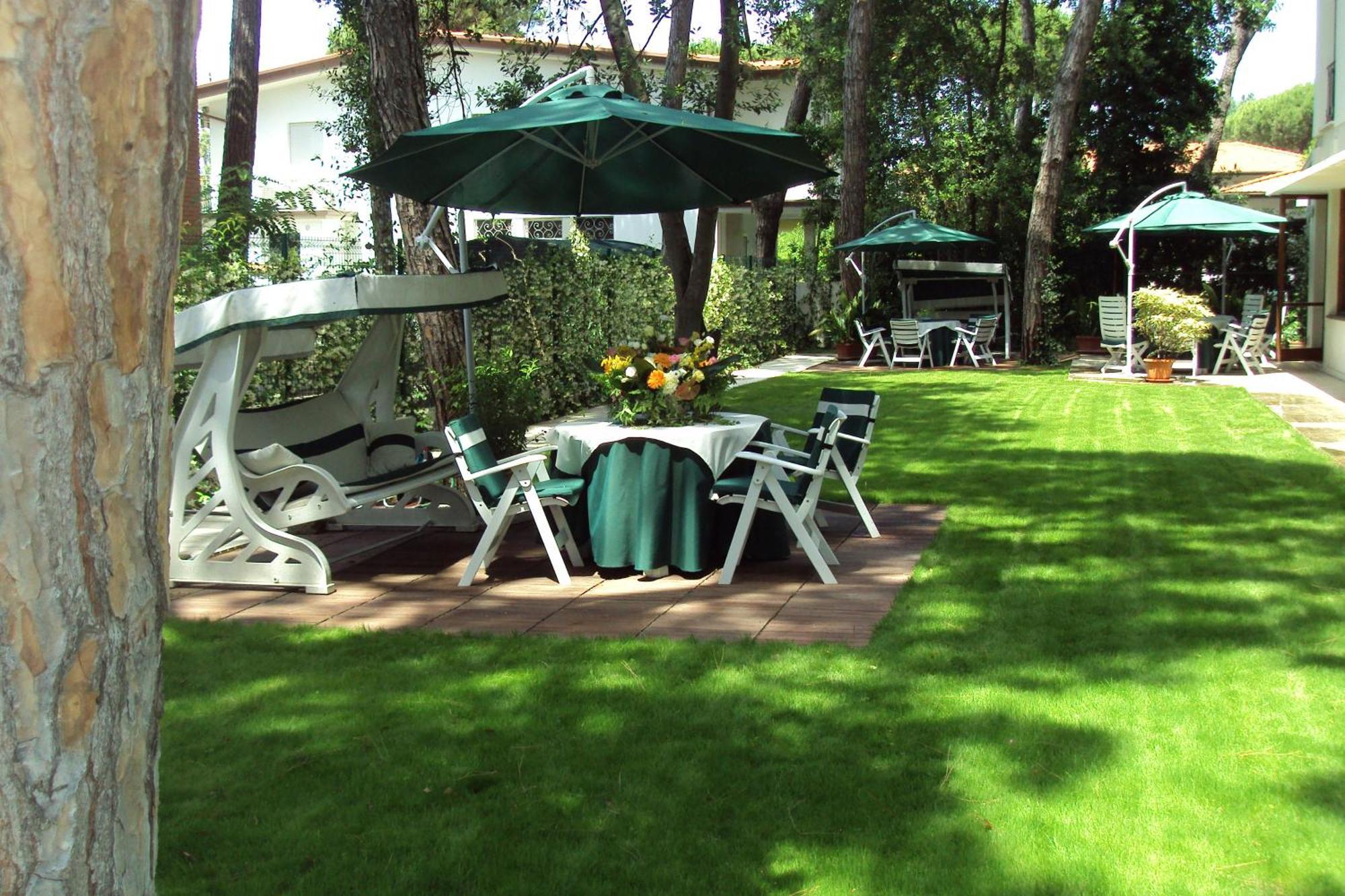 Hotel Etruria Forte dei Marmi Exterior foto